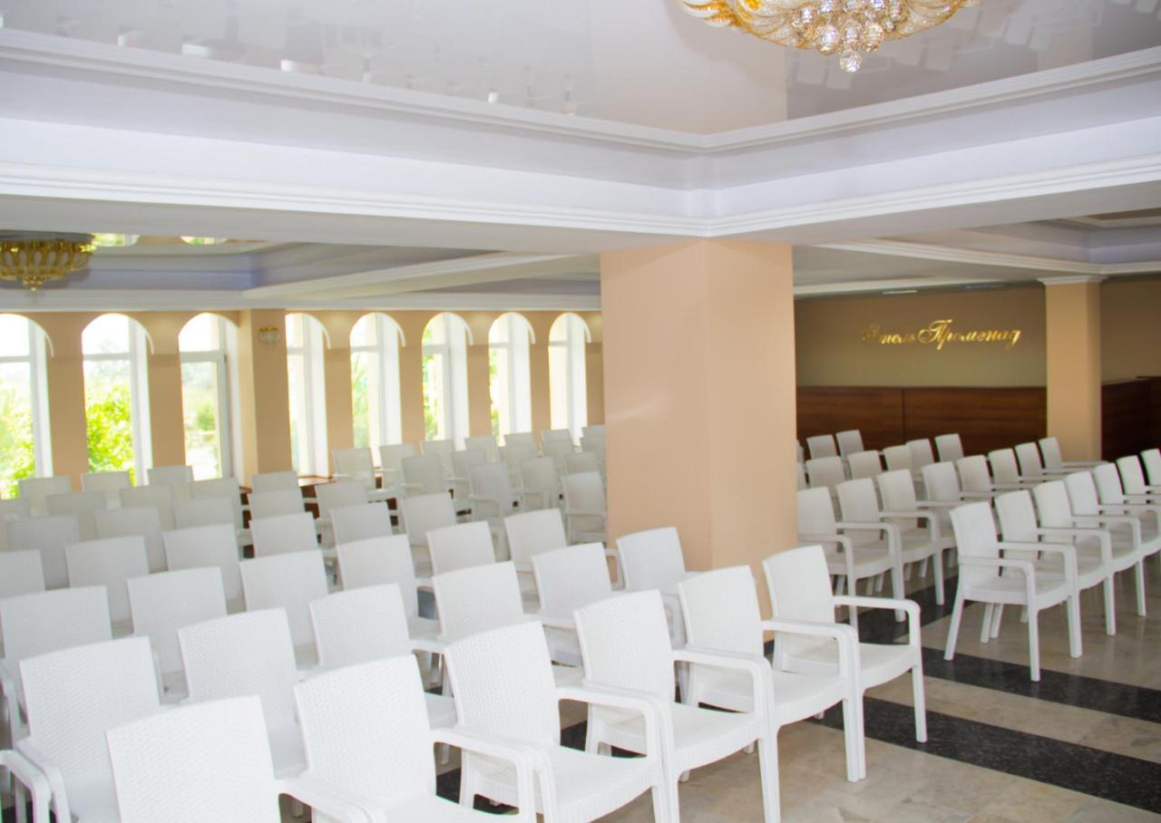 Hotel Promenad Zatoka Extérieur photo